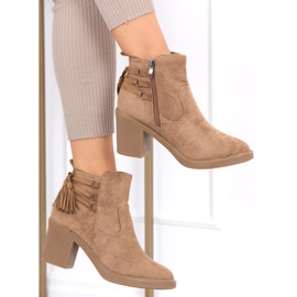 Alva Camel Stiefel mit Gummiabsatz beige 1