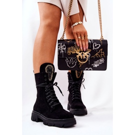 PL4 Schwarze Wildlederstiefel mit Elaina-Verzierungen 2