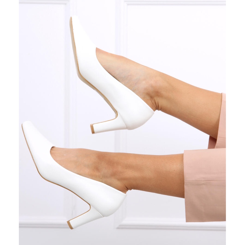 Pumps am Ester White Post weiß 1