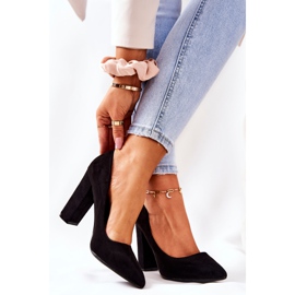 WS1 Wildlederpumps Auf Einer Schwarzen Valoris-Leiste 1