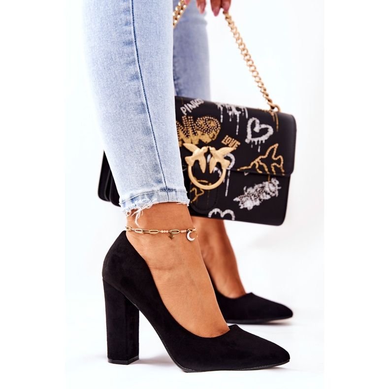 WS1 Wildlederpumps Auf Einer Schwarzen Valoris-Leiste 2