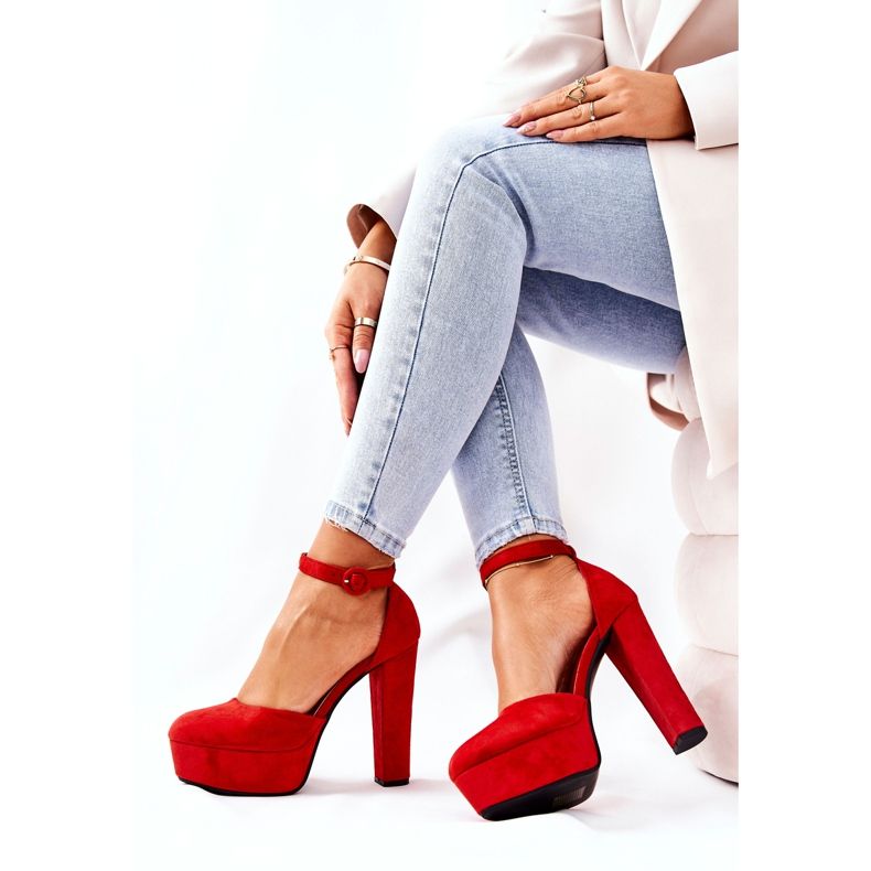 WS1 Pumps auf einer Post-Red-Netel-Wildleder-Plattform rot 1