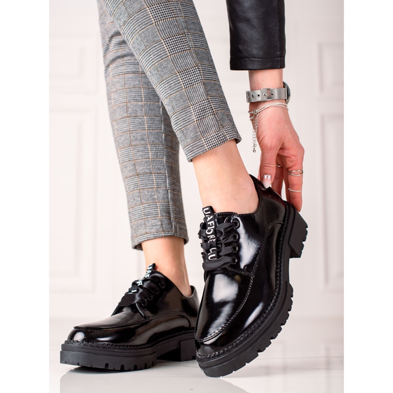 La.Fi Modische Schnürschuhe schwarz 1