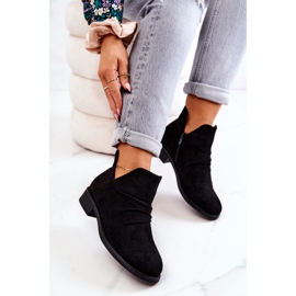 PS1 Gekräuselte Stiefel mit Lochmuster Schwarz Cynthia 2