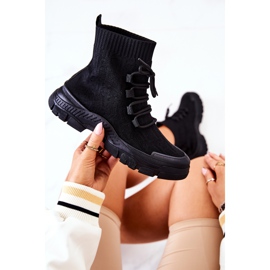 FM1 Schwarze Kimberly Sport Socken Schuhe 1