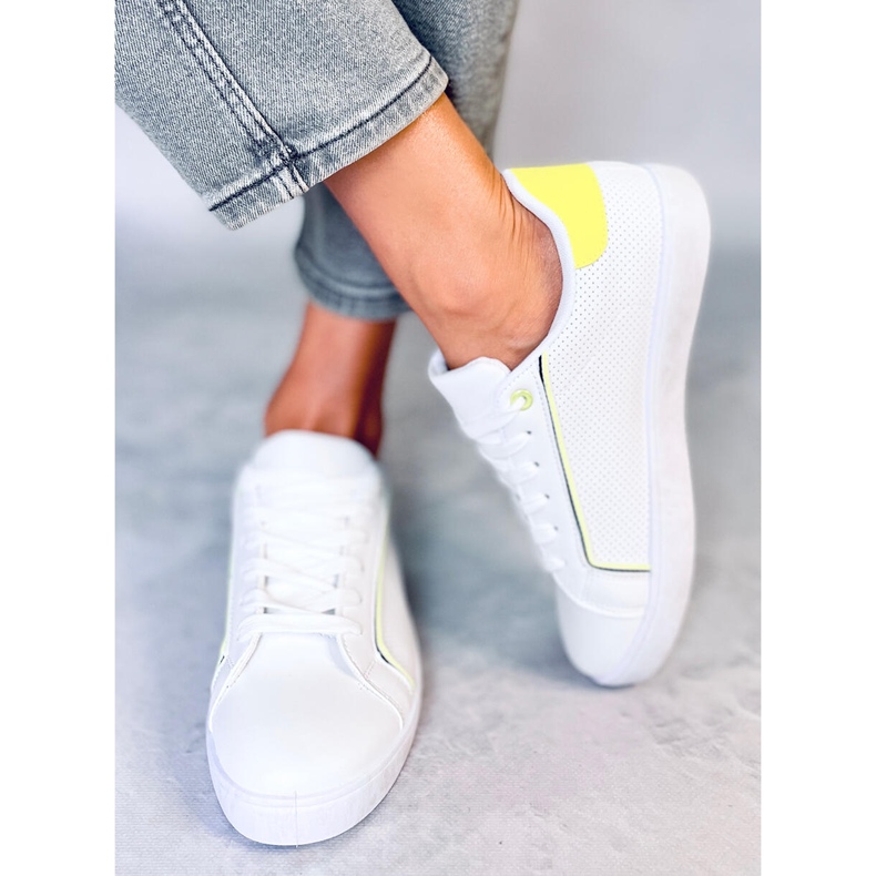 Volve WEISS / GRÜN Damen Turnschuhe weiß 1