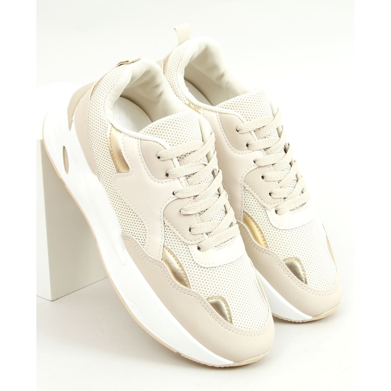 Sneaker in Astro Beige golden 1