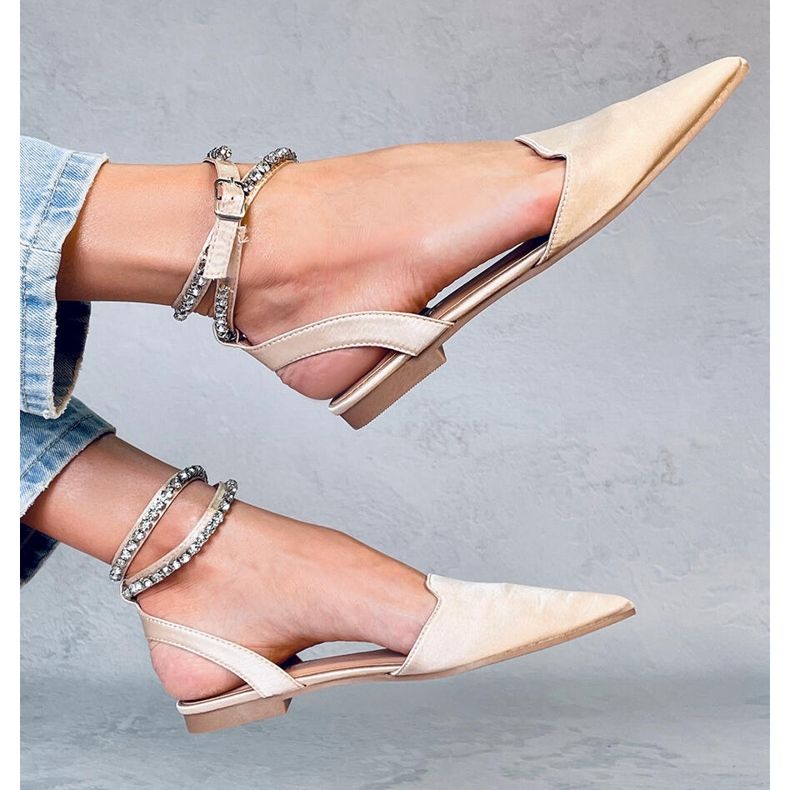 Elegante Ballerinas mit Dust Champagne-Steinen beige 1