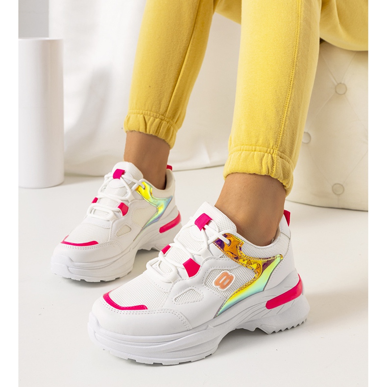 Weiße und rosa Turnschuhe mit holografischen Going-Einsätzen 1