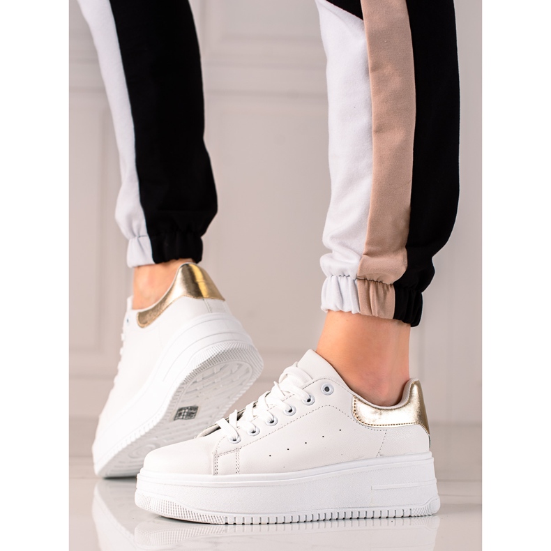 Fashion Modische Sneaker auf der Plattform weiß golden 1