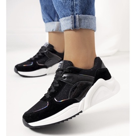 Schwarze, glänzende Sneakers von Cotter 1