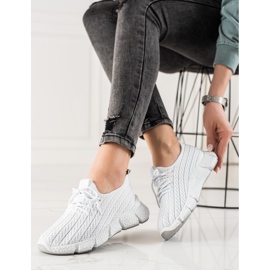 TRENDI Weiße Sportschuhe 1