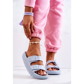 PS1 Gummipantoffeln auf der blauen Westie-Plattform 2