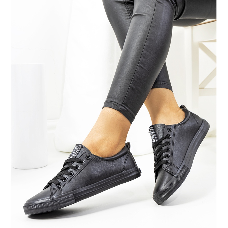 Schwarze Turnschuhe für Damen Big Star JJ274312 1