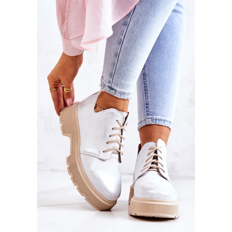 Brogues auf der massiven Sohle Nicole Weiß-Silber 2701 silber- 2