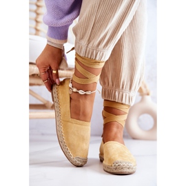 FB1 Gebundene Espadrilles aus gelbem Ismanne-Wildleder 2