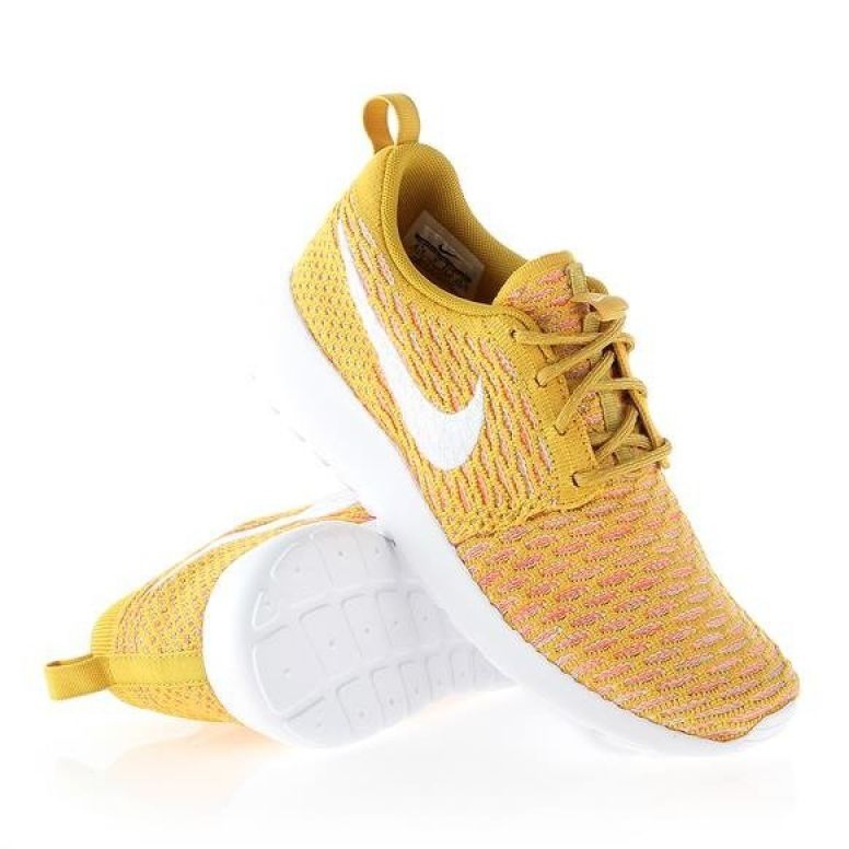 Nike Rosherun Flyknit W 704927-700 Schuhe orange 2
