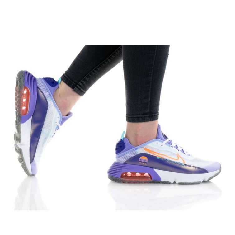 Nike Air Max 2090 Se 2 (GS) W DA2417-100 weiß violett 1