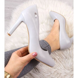 Pumps am Pfosten Sergio Leone W SK3AD grau 1