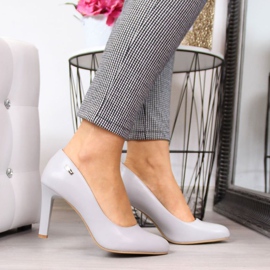 Pumps am Pfosten Sergio Leone W SK3AD grau 2