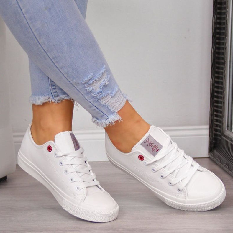 Low-Top-Sneaker aus Öko-Leder Cross Jeans W INT1140B weiß 2