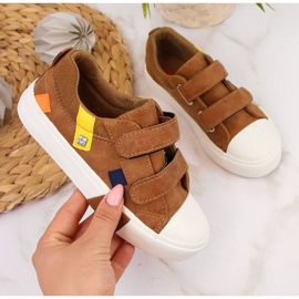 Low-Top-Sneaker mit Öko-Leder Big Star Jr II374017 camel weiß 1