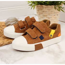 Low-Top-Sneaker mit Öko-Leder Big Star Jr II374017 camel weiß 2