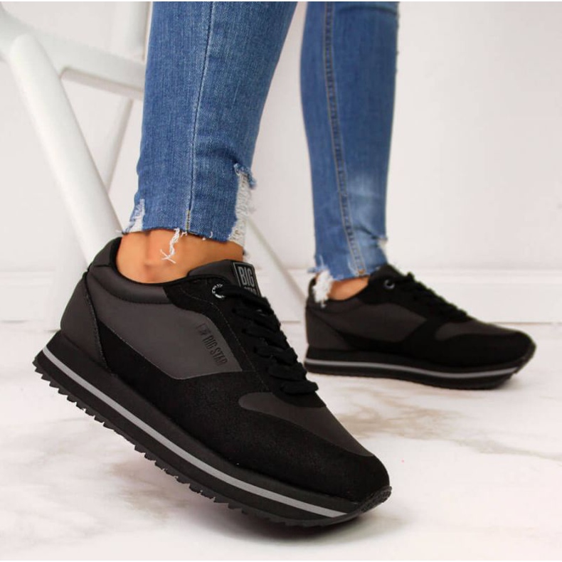 Schwarze Sportschuhe auf der Big Star W II274217 Plattform 2