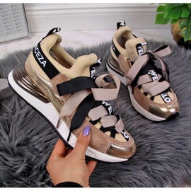 Sneakers mit Aufschrift Vinceza W JAN49A beige 1