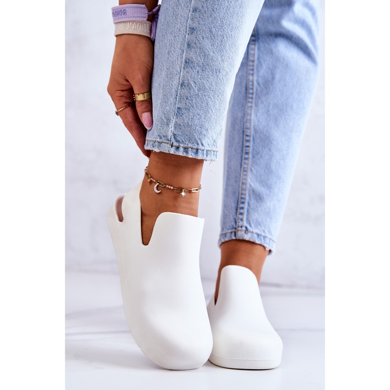 FS1 Modische weiße Meriko Gummi Clogs 1