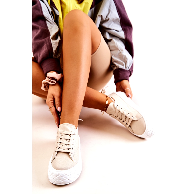 PS1 Turnschuhe auf einer massiven Plattform hellbeige Suzane 3