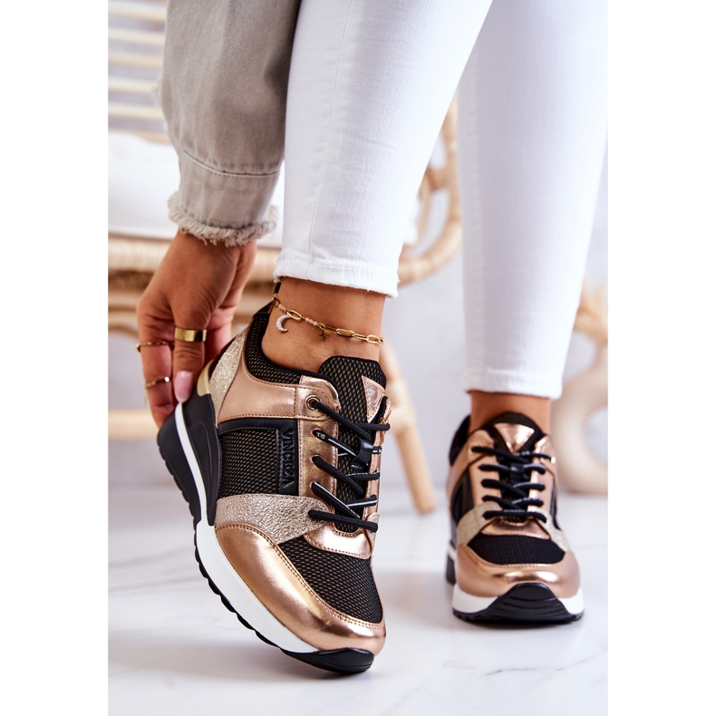 Vinceza Sportschuhe Sneakers Schwarz und Gold Sharon golden 2