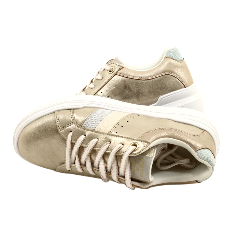 American Club Frauensport -Turnschuhe auf einem dicken alleinigen goldenen amerikanischen Club RH68/22 4