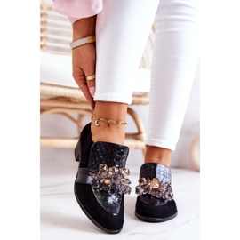 Wildlederschuhe mit schwarzem Davine-Dekor 2