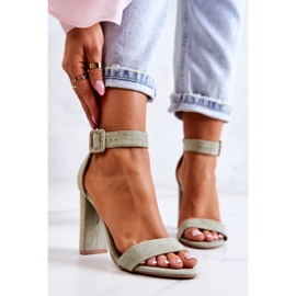 FB2 Wildleder Sandaletten Hellgrün Jacqueline 2