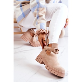 FB2 Wildlederstiefeletten mit einem Schnitt Beige Kirsten 1