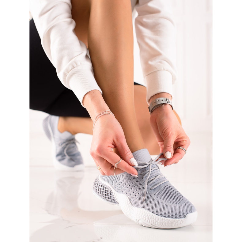 TRENDI Gebundene Sportschuhe grau 1