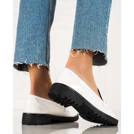 Goodin Weiße Loafer 1