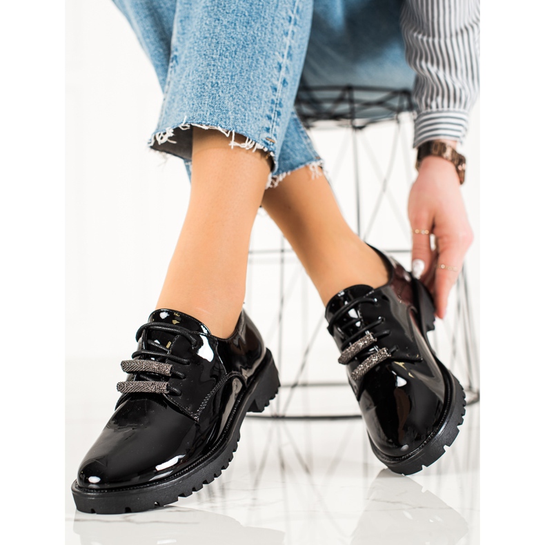 Goodin Lackierte Brogues schwarz 1