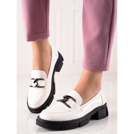 Goodin Loafer mit Öko-Leder auf der Plattform weiß 1