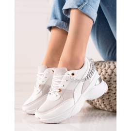Ideal Shoes Turnschuhe mit Kette weiß 1