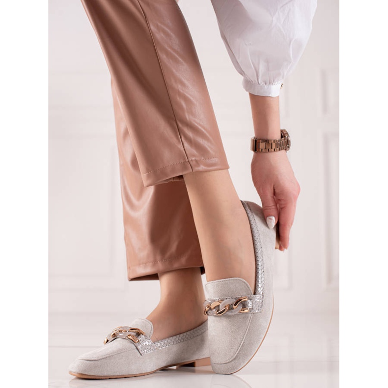 Small Swan Elegante graue Loafer 1