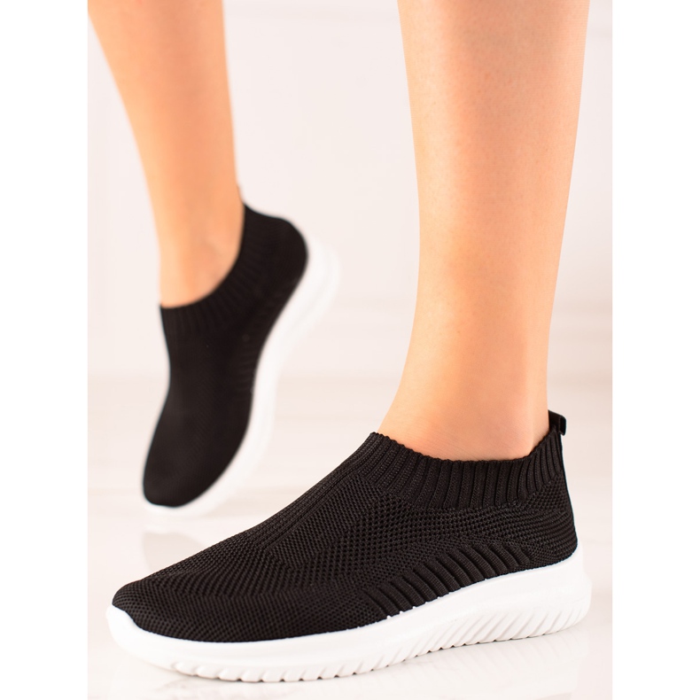 TRENDI Bequeme Slip-On Sneakers schwarz 2