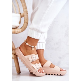 PS1 Gummipantoffeln auf beiger Westie-Plattform 1