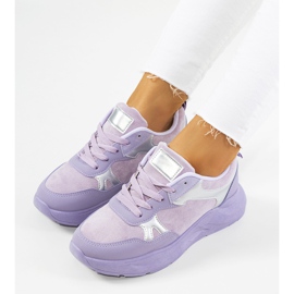 Lila Turnschuhe mit silbernen Akzenten von Davis 1