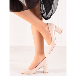 Goodin Klassische Lackpumps beige 1