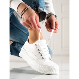 Seastar Weiße Turnschuhe auf der Plattform 1