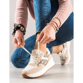 TRENDI Gebundene Turnschuhe auf der Plattform beige 1