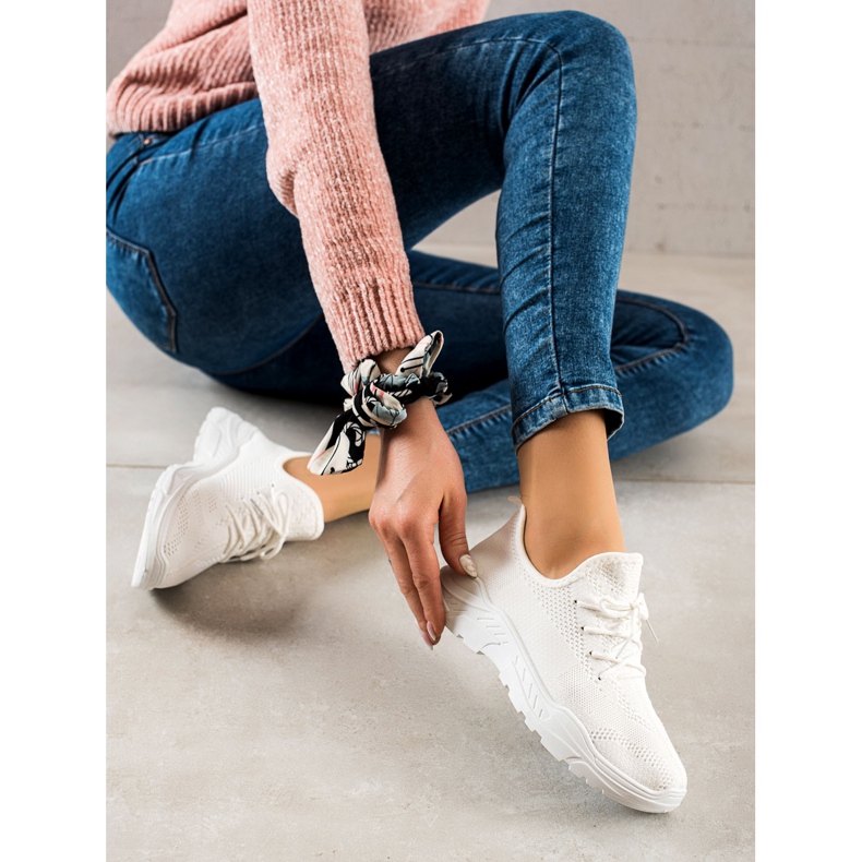 Bestelle Hellweiße Turnschuhe 2