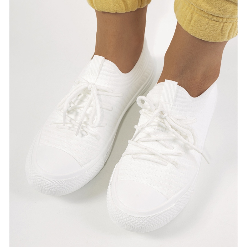 Medina weiße Damenturnschuhe 1